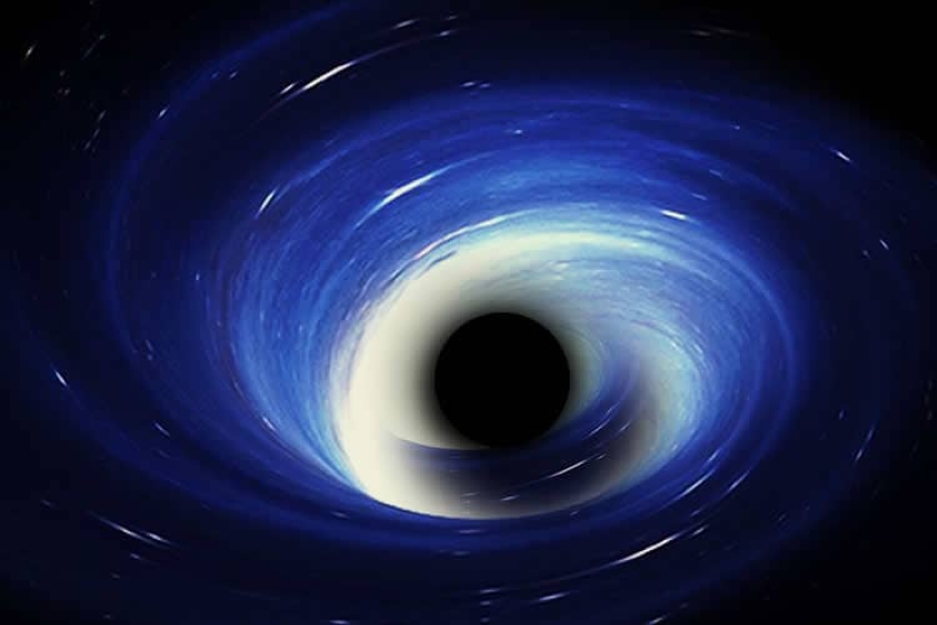 10 удивительных фактов о черных дырах